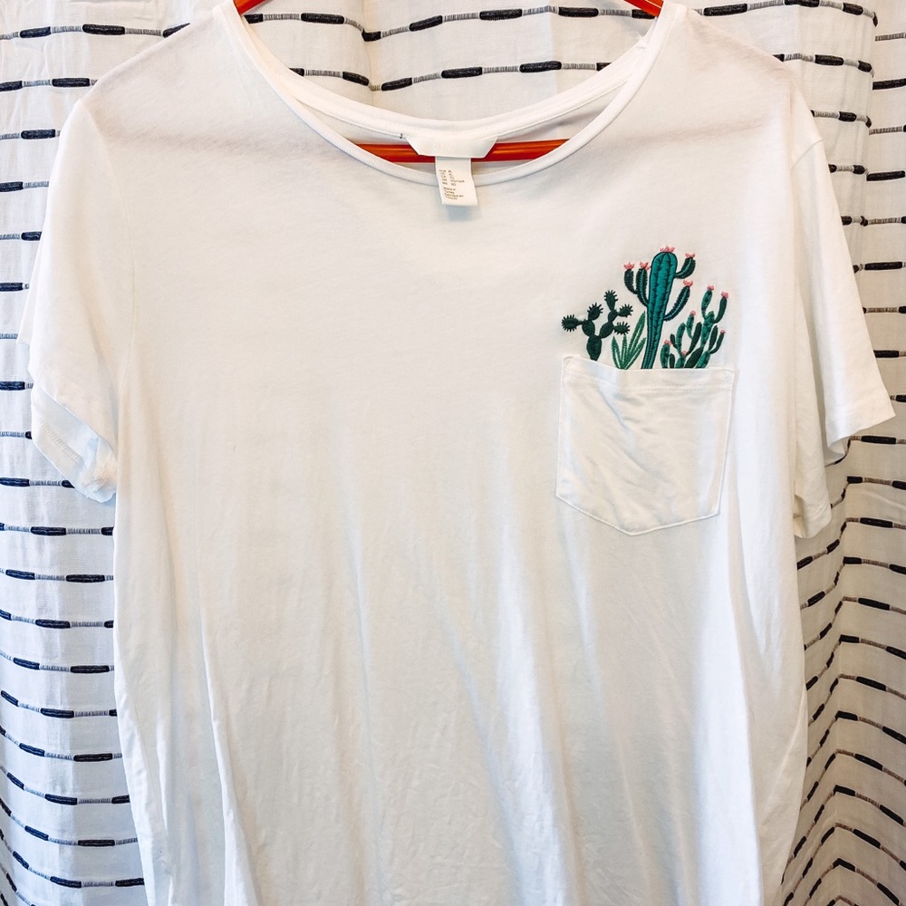H&M cactus T-shirt